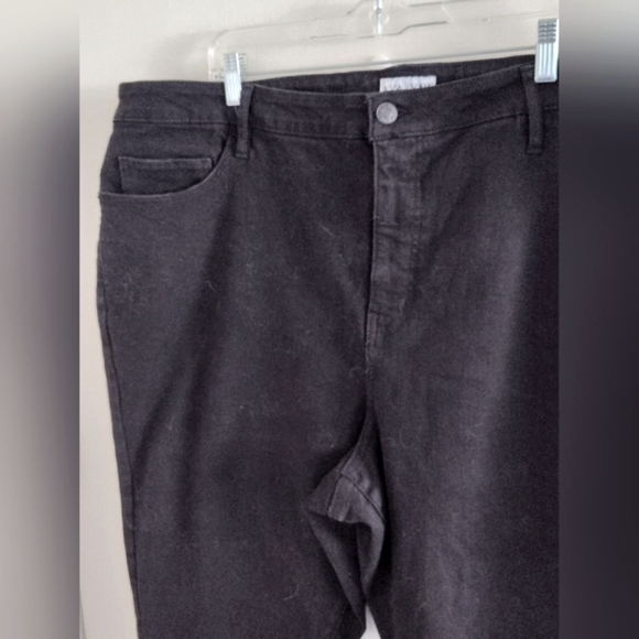 Ava & Viv women's plus size 26W black jeans stretch Flared leg. NWOT. - Picture 3 of 9